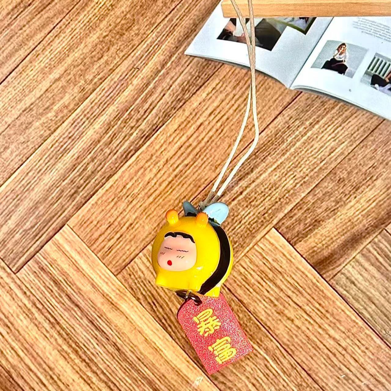 Crayon Shin-chan Bee Cosplay F - đánh giá và giá Decorative Mirror
